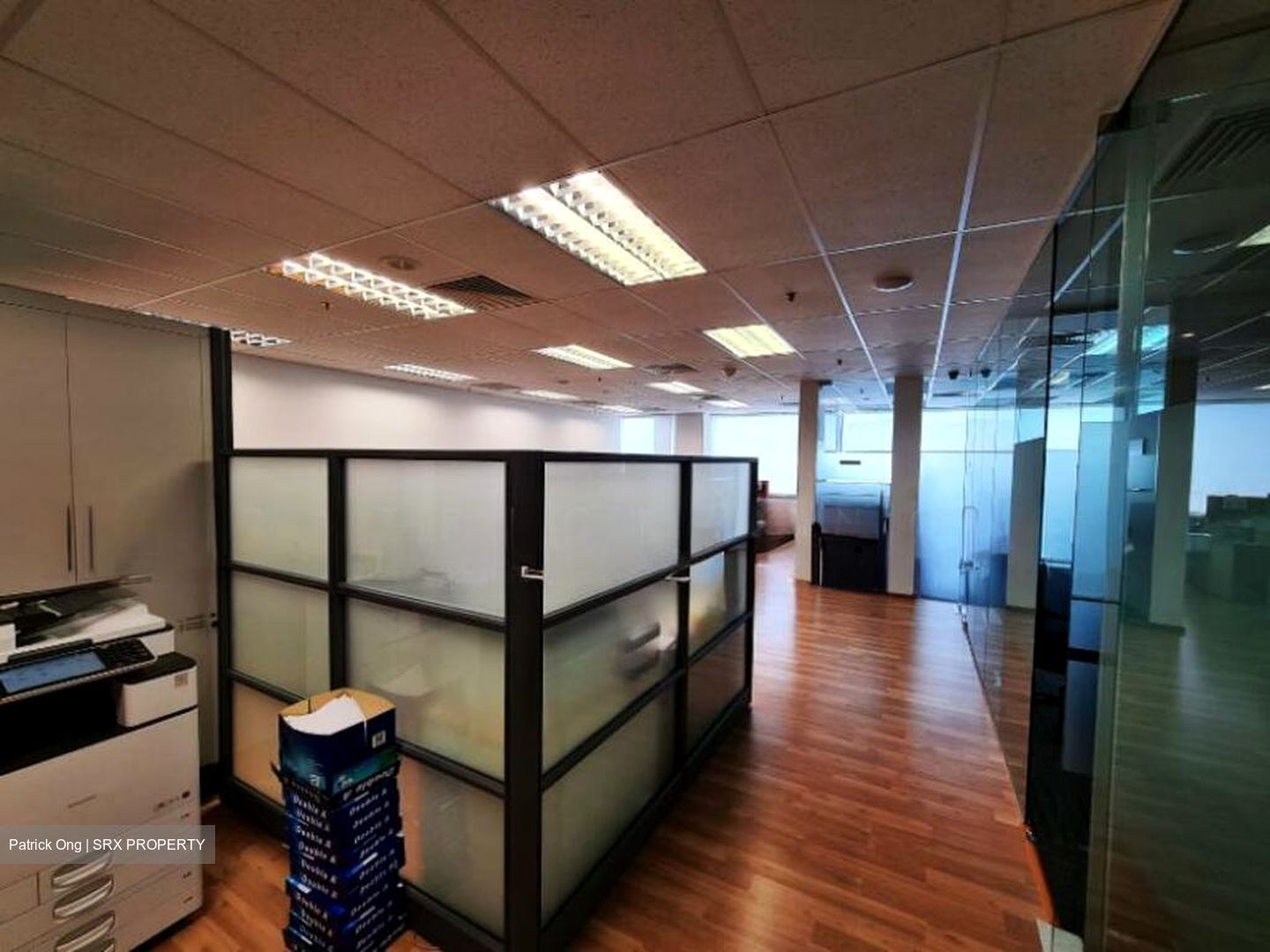 One Raffles Place (D1), Office #498298871